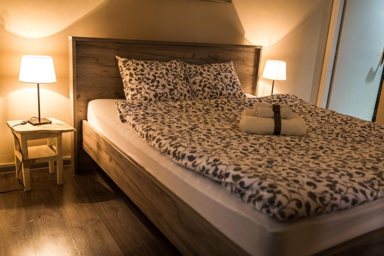 Top Apartment Ni Rum bild